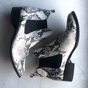 Steve Madden Snakeskin Slip On Boots
